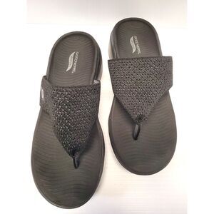 Skechers Go Walk Arch Fit Flip Flop Women's Size 7